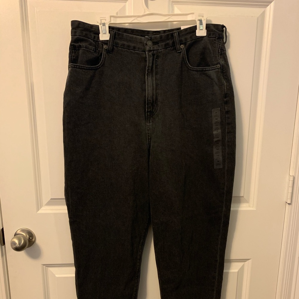 American Eagle Curvy Mom Jeans